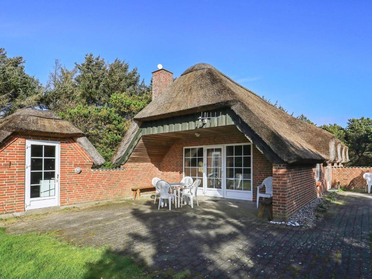 Three-Bedroom Holiday Home In Lokken 1 Kültér fotó